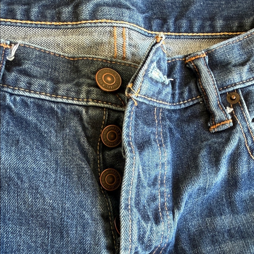 Abercrombie & Fitch Men's Light Blue Straight Jeans - Picture 4 of 6